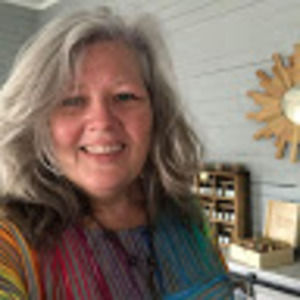 Meet your Posher, Sandy